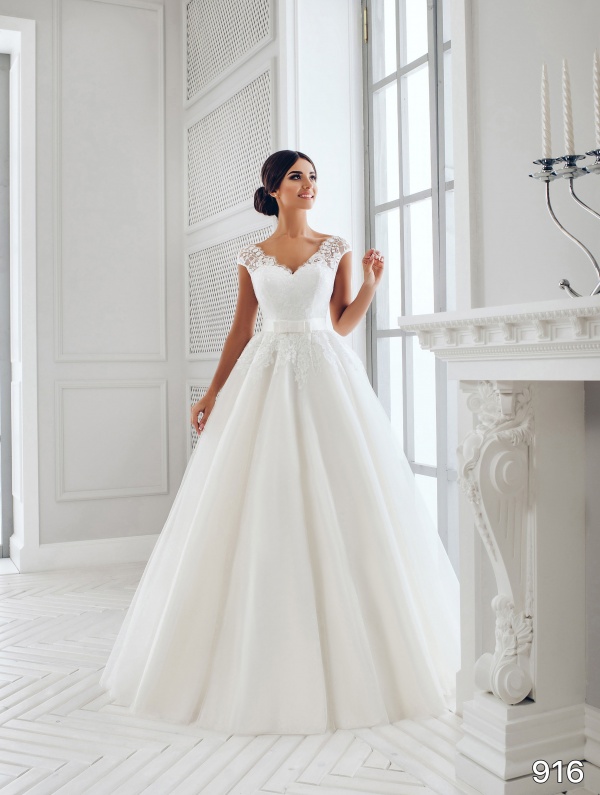 Svatební šaty 916