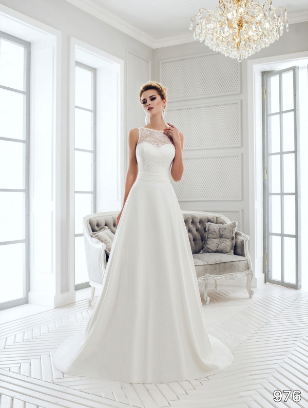 Svatební šaty 976